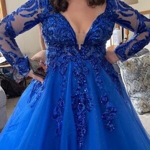 Prom dress. Blue. Gorgeous.